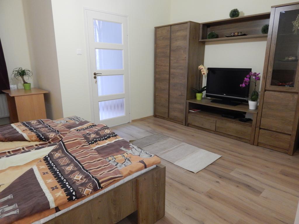 Ferienwohnung Csillagvirag Apartman Mosonmagyaróvár Exterior foto